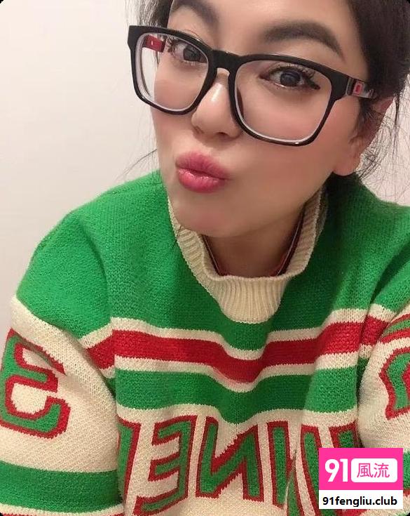 呼市蜜桃臀少妇